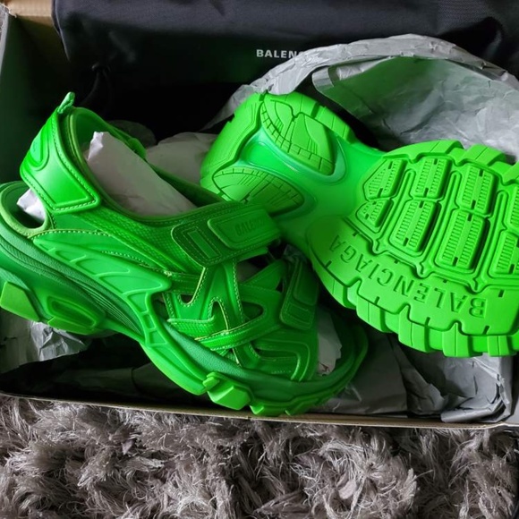 Incredible, hulk! - Picture 1 of 10